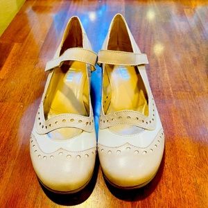 Fidji Kitten Heels Sz 41